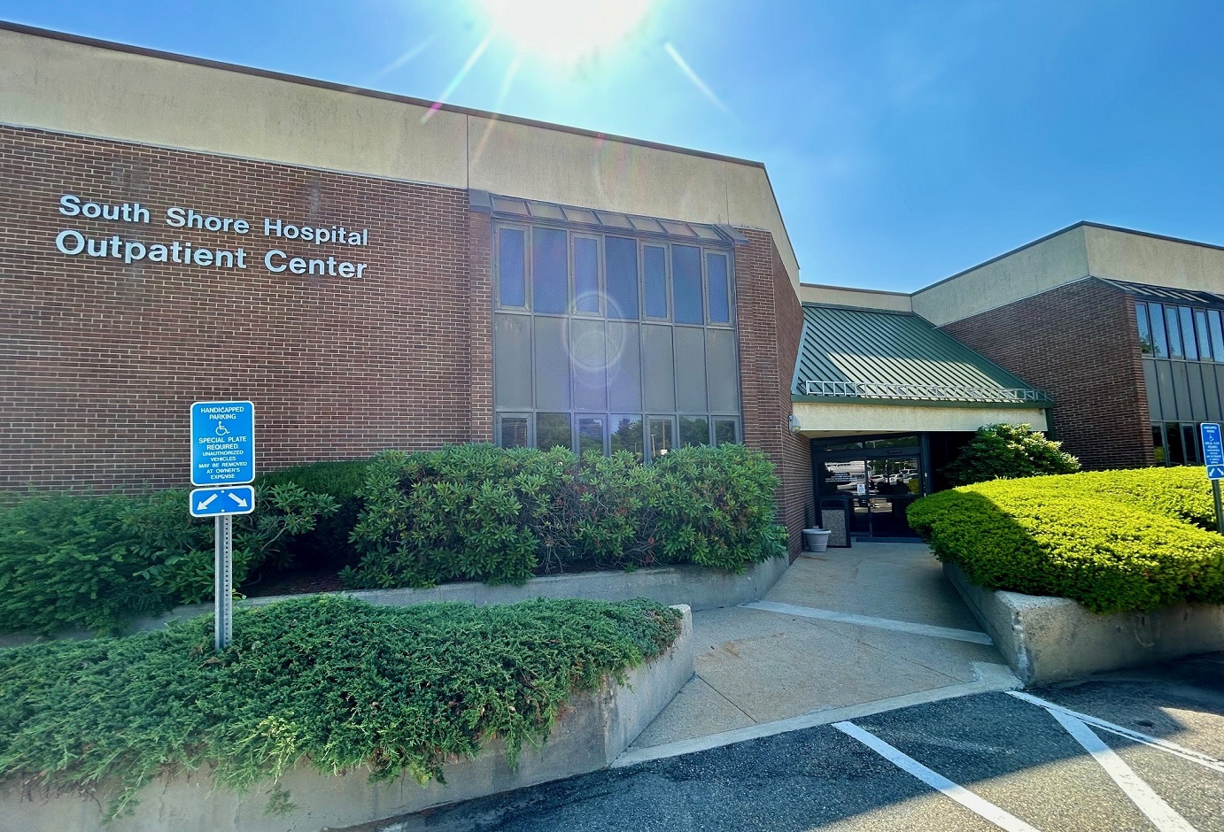 South Shore Health's outpatient center building at 780 Main St.