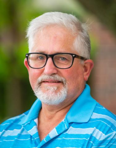 Head shot photo of Eric Hamel, CRNA