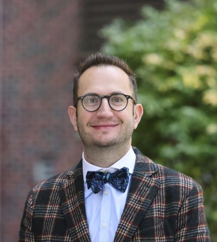 Dr. Nikola Perosevic